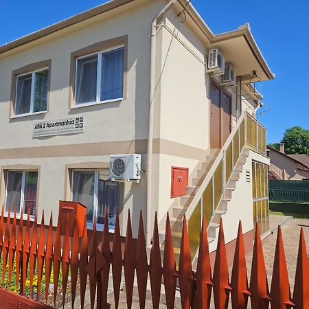 Ada 2 Apartmanhaz Hajduszoboszlo Exterior photo