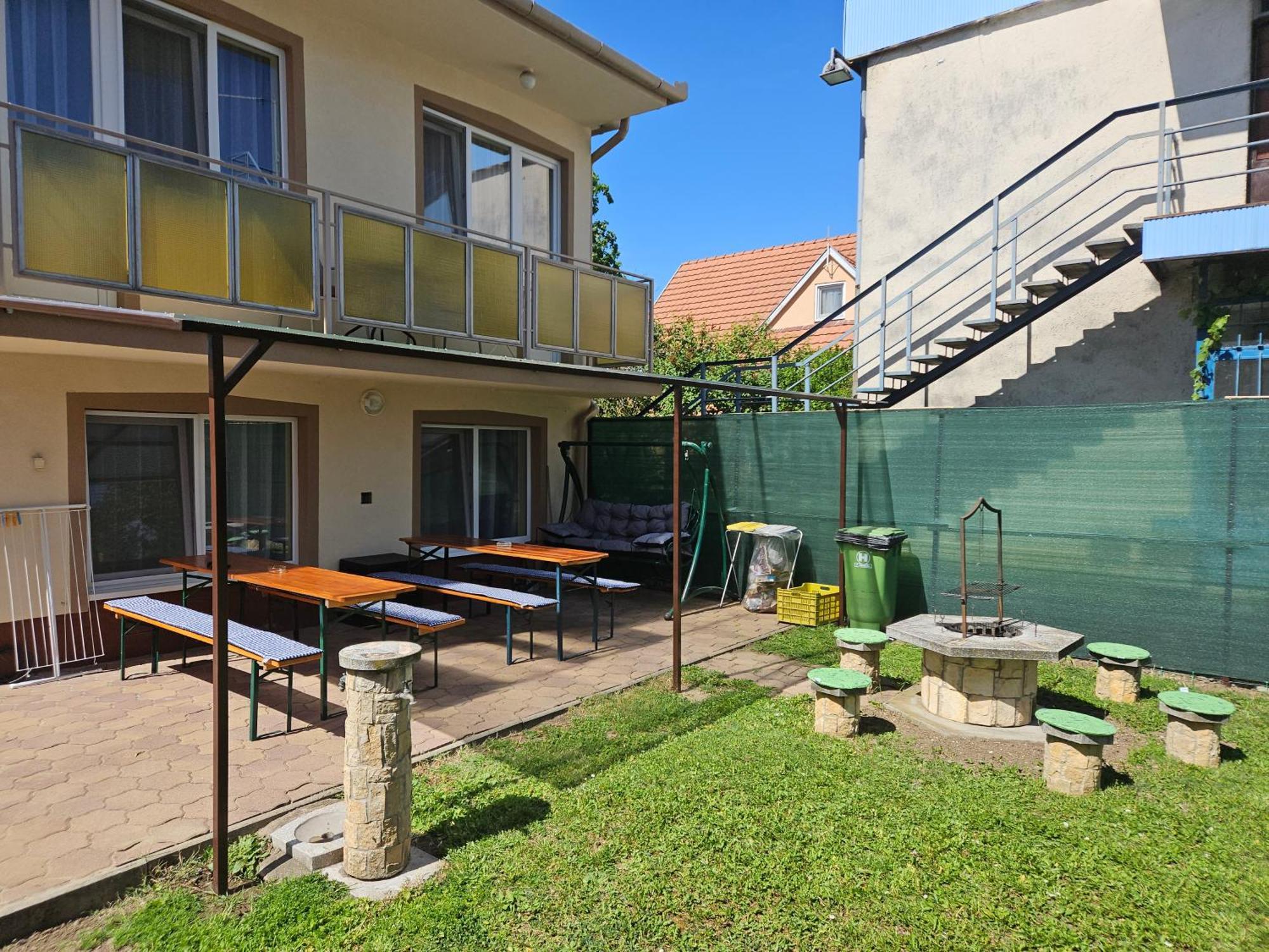 Ada 2 Apartmanhaz Hajduszoboszlo Exterior photo